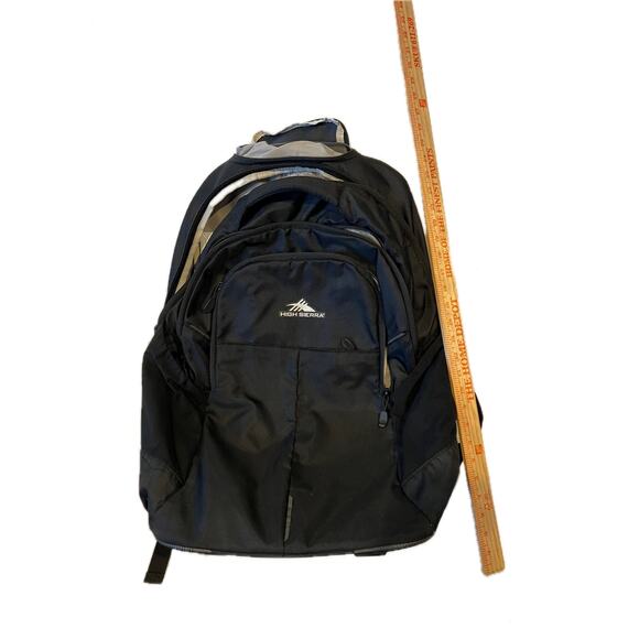 High Siera Soft Shell Spinner Roller 18"x12"x10"